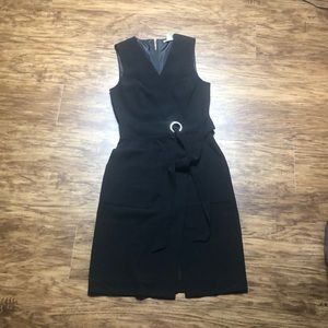 Black sleeveless dress